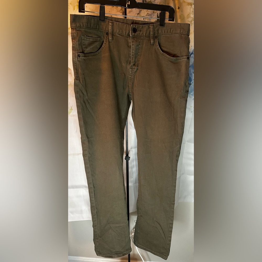 Roark HWY 133 standard slim fit army green men’s Casual Pants EUC